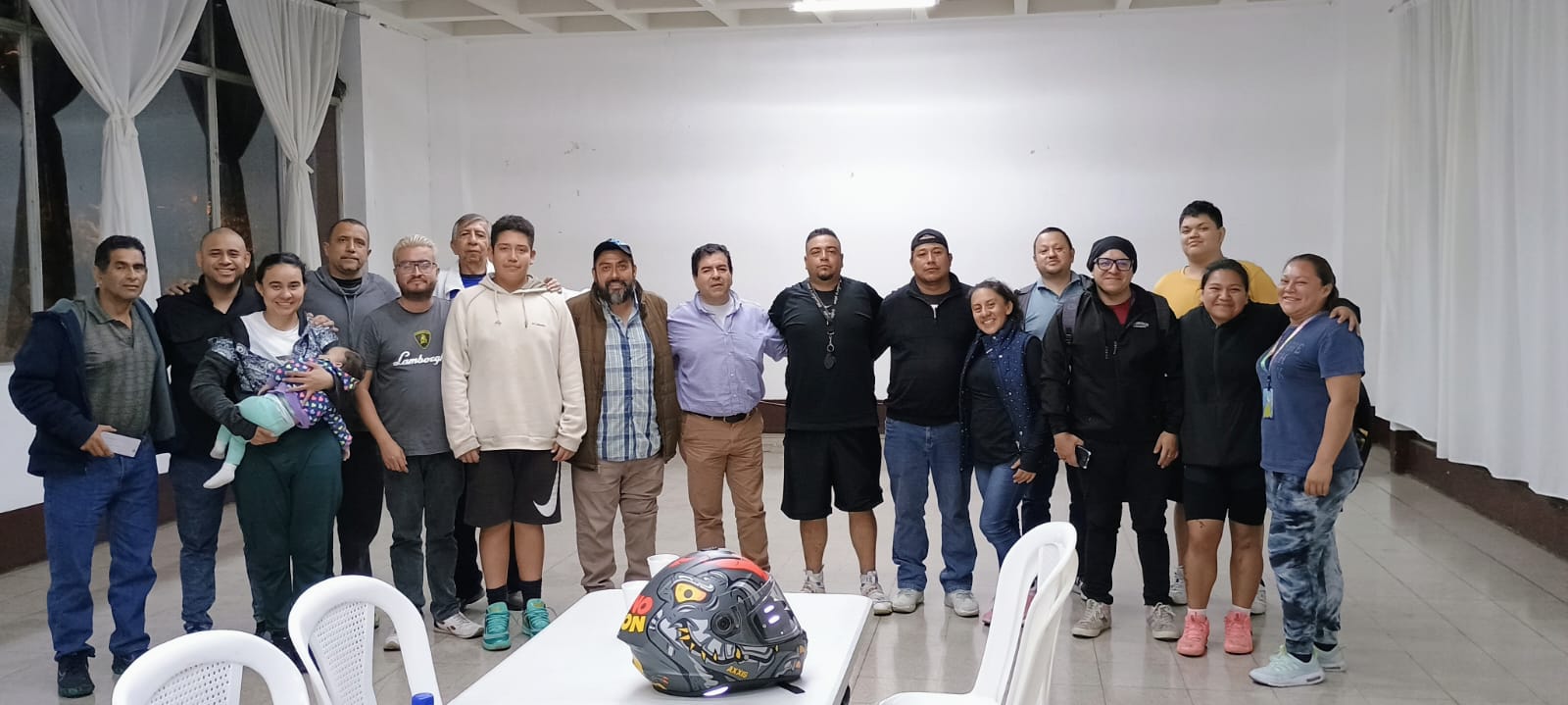 Reunión con dirigentes de la liga
